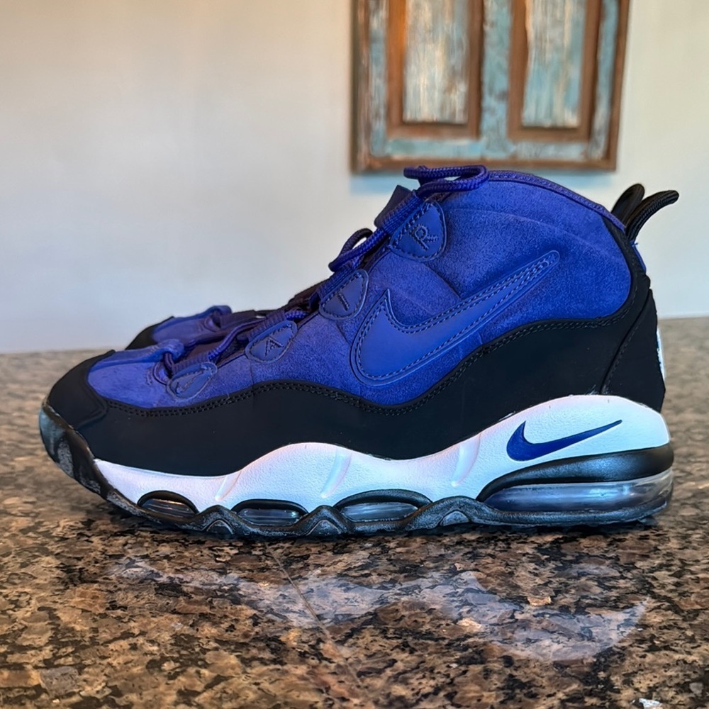 Nike men’s air max Uptempo 311090 2014 Blue and Black Sneakers EUC 10.5